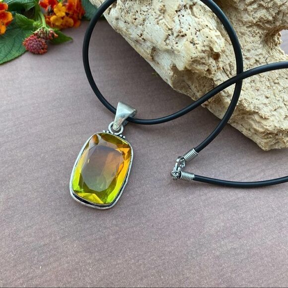 Bi-Color Tourmaline silver pendant necklace - Picture 1 of 7